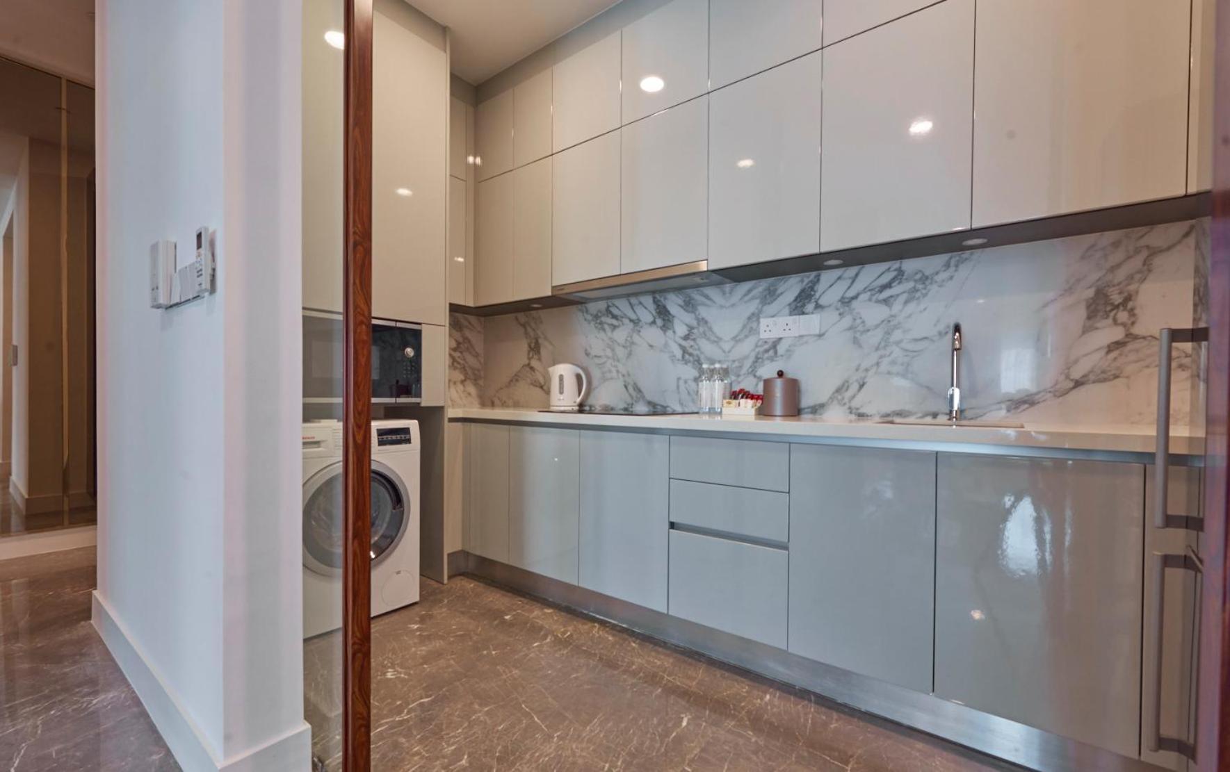 The Face Style Hotel Kuala Lumpur Bagian luar foto A modern laundry room