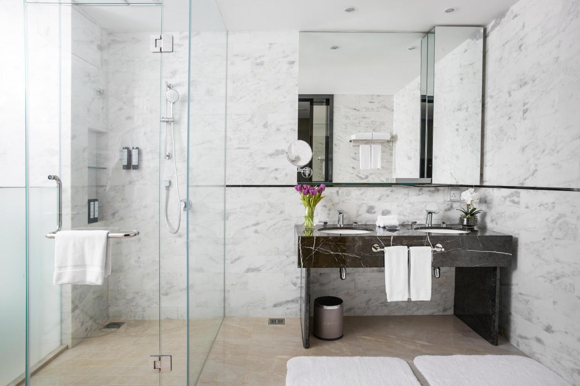 The Face Style Hotel Kuala Lumpur Bagian luar foto Bathroom