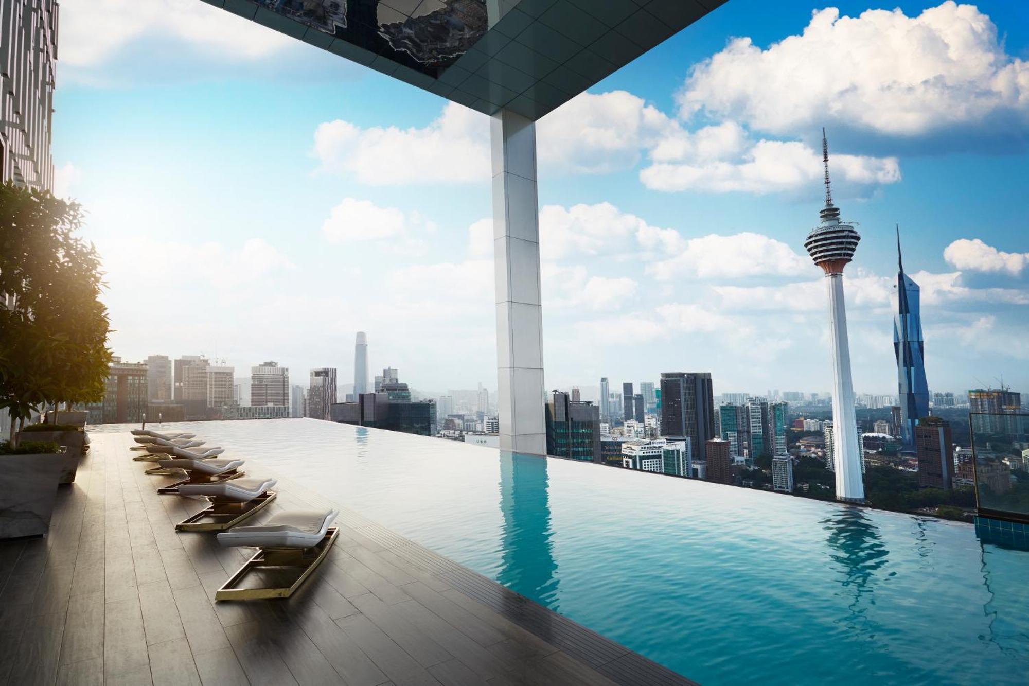 The Face Style Hotel Kuala Lumpur Bagian luar foto The Infinity Pool