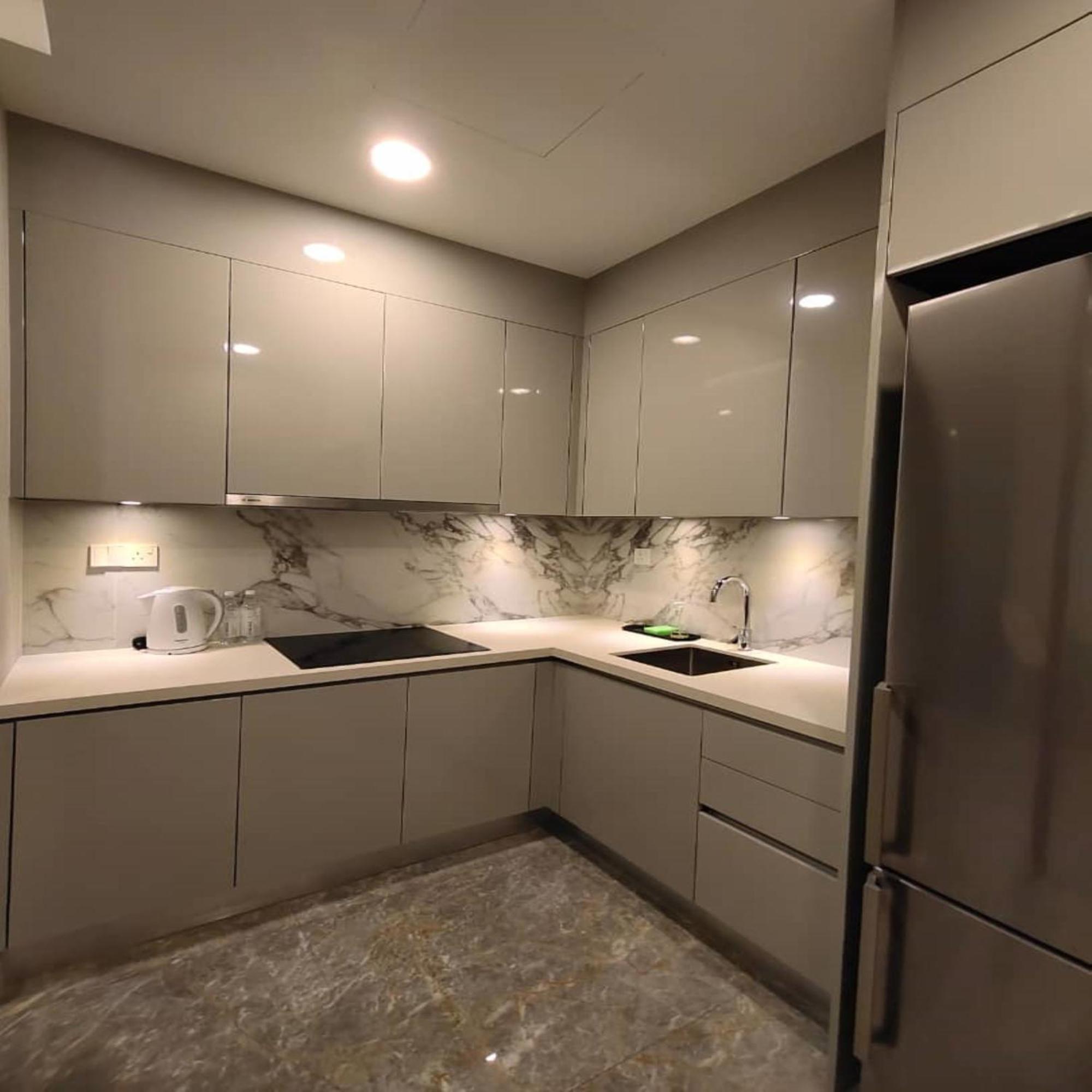 The Face Style Hotel Kuala Lumpur Bagian luar foto A modern kitchen